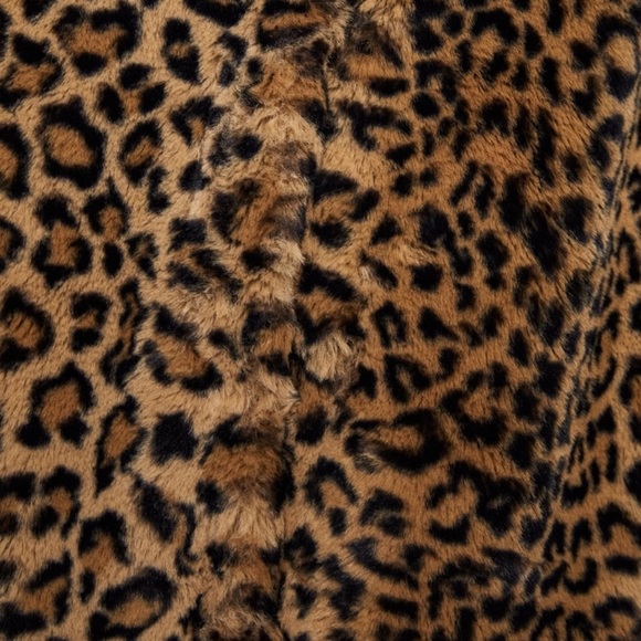 Zara Hooded Leopard Print Faux Fur Vest - Picture 12 of 13